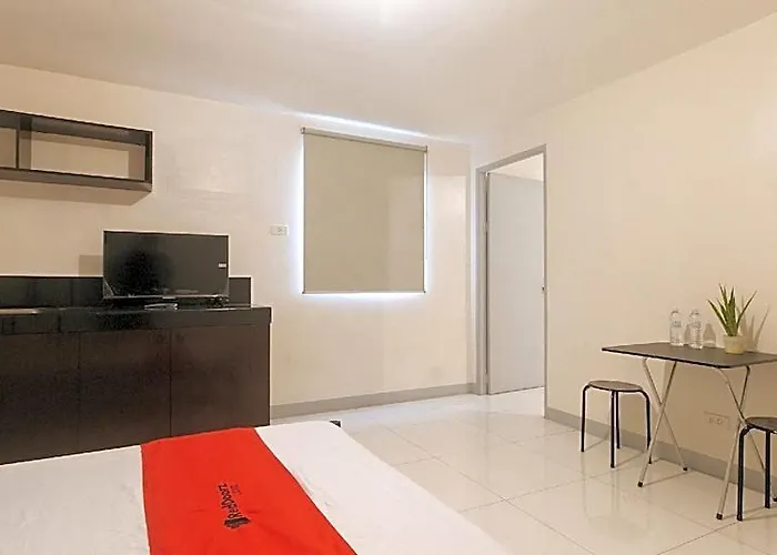 Reddoorz @ The Vjour Makati *