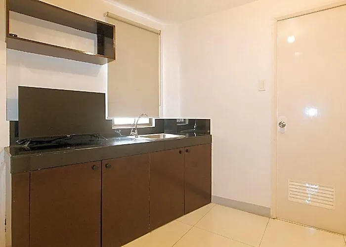 Reddoorz @ The Vjour Makati *